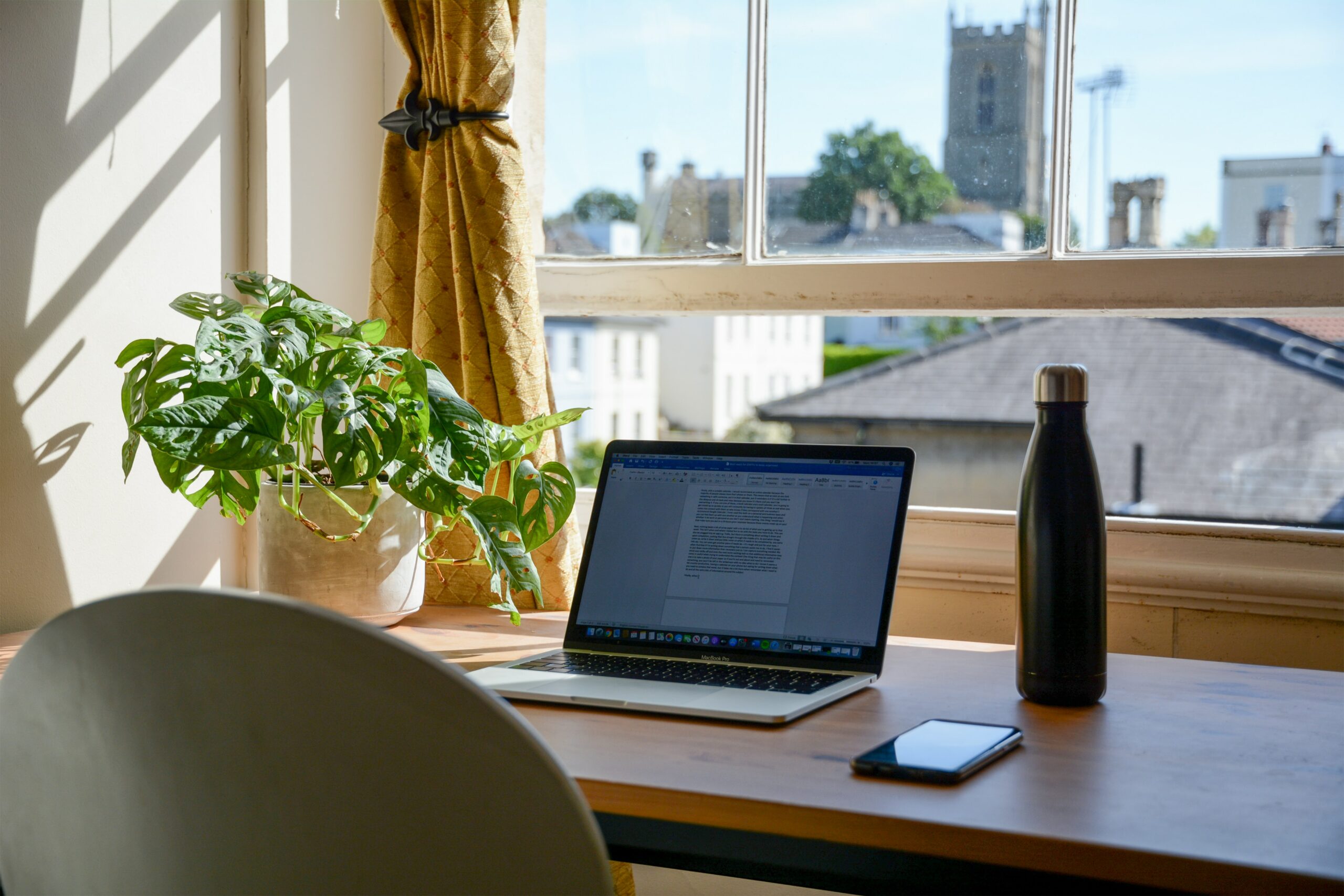 Home Office Essentials to Make Your Workspace More Productive